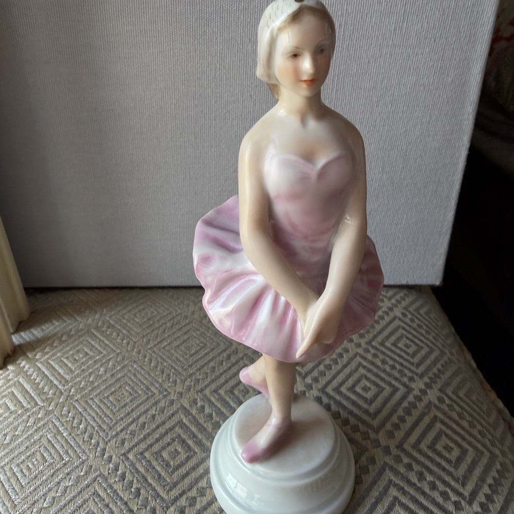 HEREND BALLERINA VTG FINE PORCELAIN 1344 RARE
